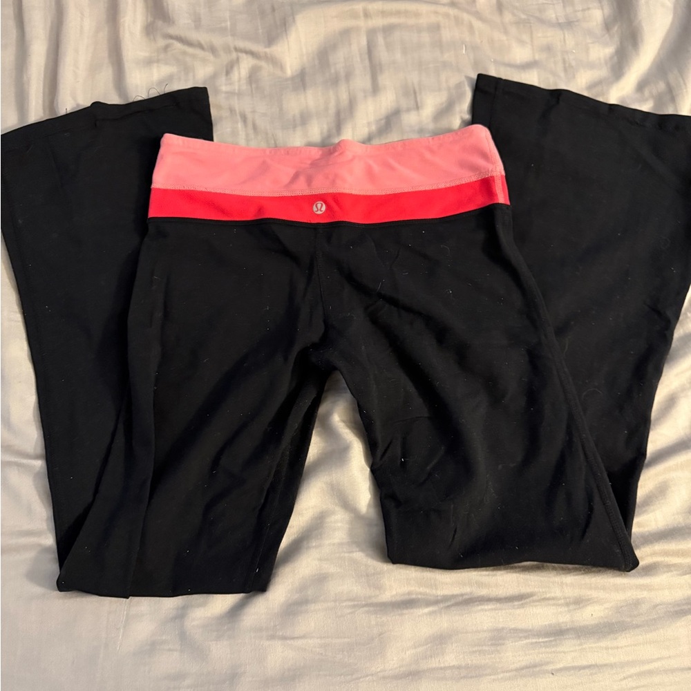 6 Pairs of lululemon leggings size 4/6